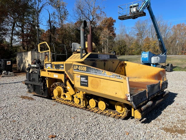 Caterpillar AP-650B Asphalt Paver Service Manual 9DN - Neo Truck Manuals