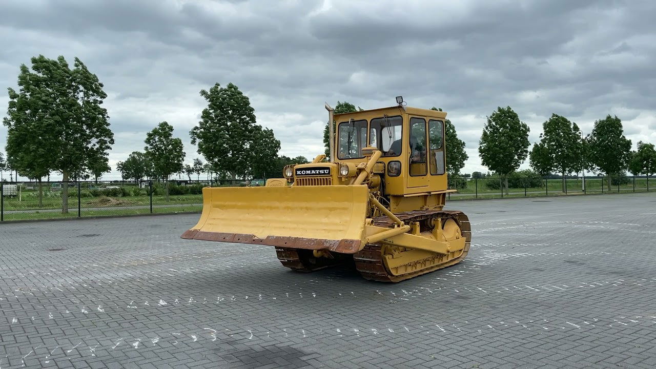Komatsu D50P-16 Bulldozer Parts Manual - Neo Truck Manuals