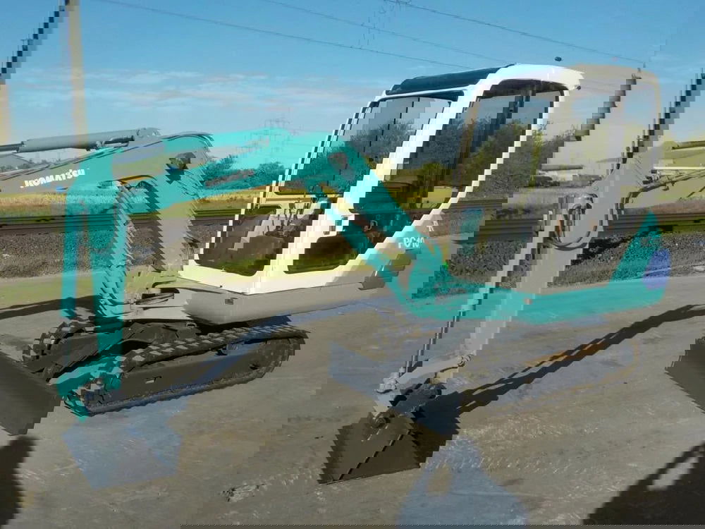 Komatsu PC10-7 Hydraulic Excavator Parts Manual - Neo Truck Manuals