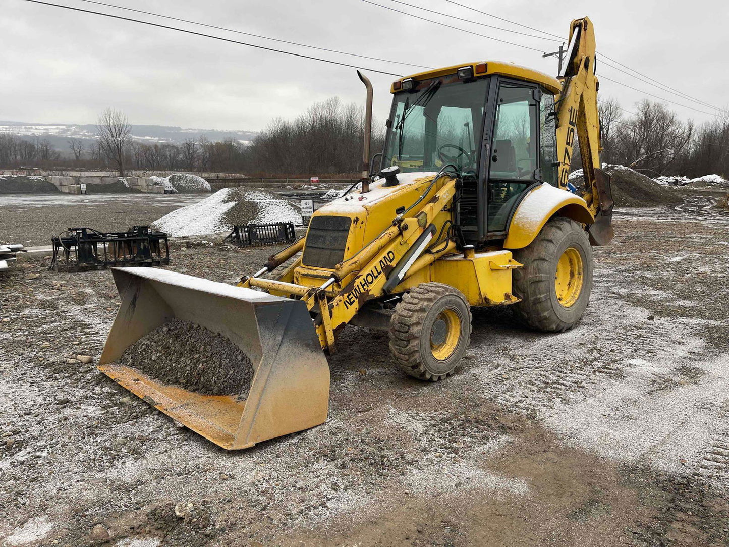 New Holland 675E Backhoes Parts Manual - Neo Truck Manuals