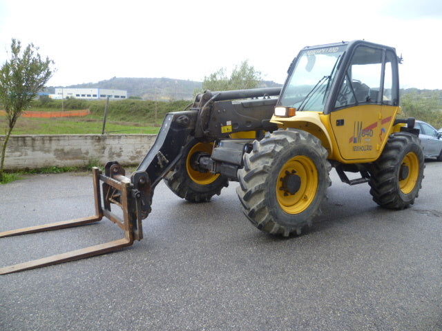 New Holland LM640 Telescopic Handler Parts Manual - Neo Truck Manuals