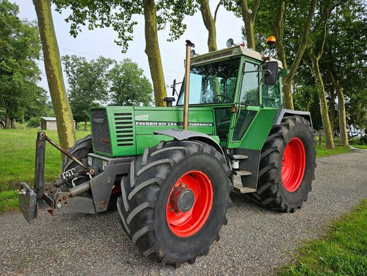 Fendt 611 Favorit Parts Catalog Manual