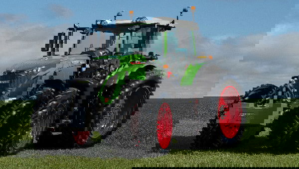 Fendt 924, 927, 930, 933, 936 Vario Stage 3B Tier 4i Tractor Service Manual - Neo Truck Manuals