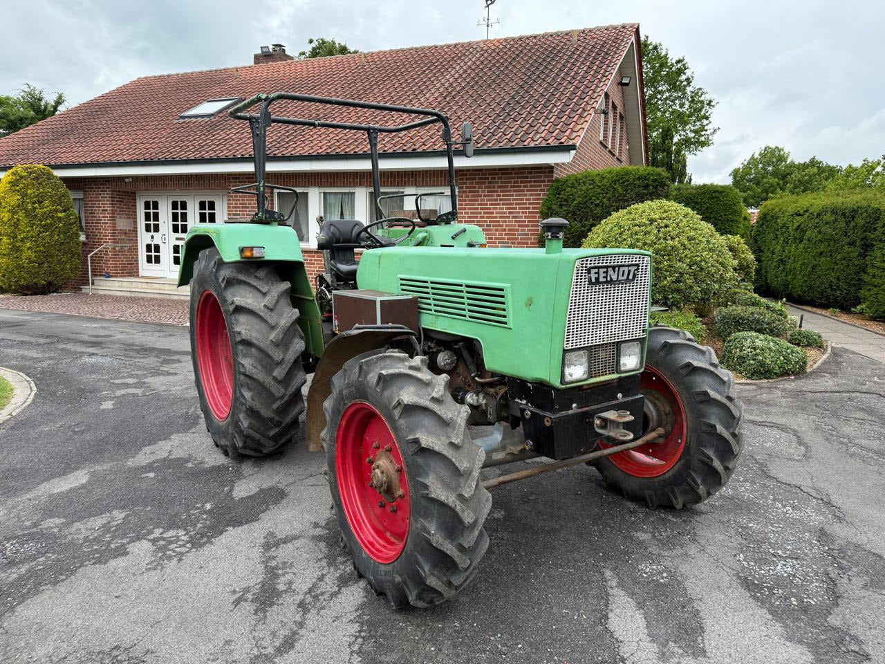 Fendt Farmer 5S-106 Parts Catalog Manual