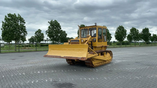 Komatsu D50P-16 Bulldozer Parts Manual - Neo Truck Manuals