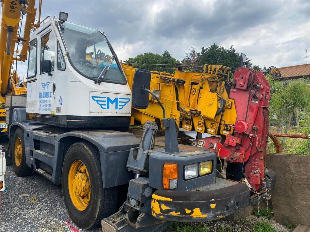 Komatsu LW100-1X Crane Parts Manual - Neo Truck Manuals