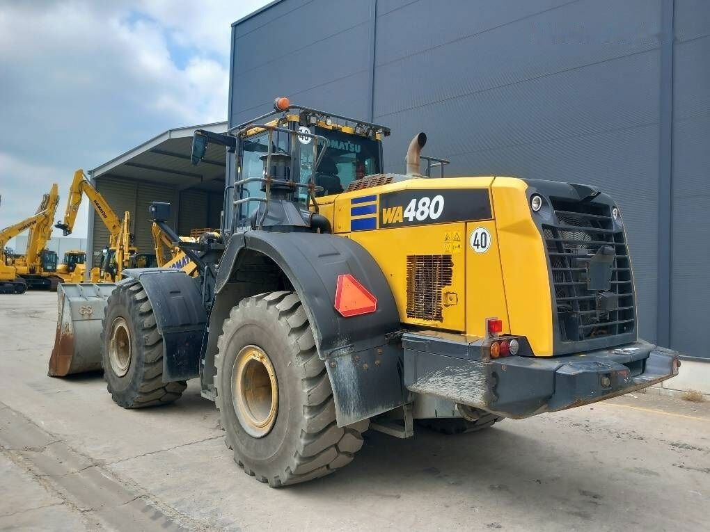 Komatsu WA480-8 Wheel Loader Parts Manual - Neo Truck Manuals