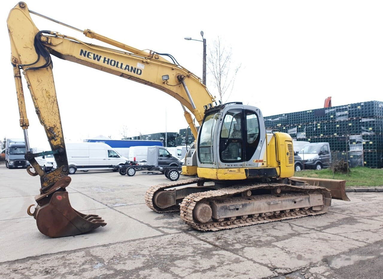 New Holland E235SR Crawler Dozers Parts Manual - Neo Truck Manuals