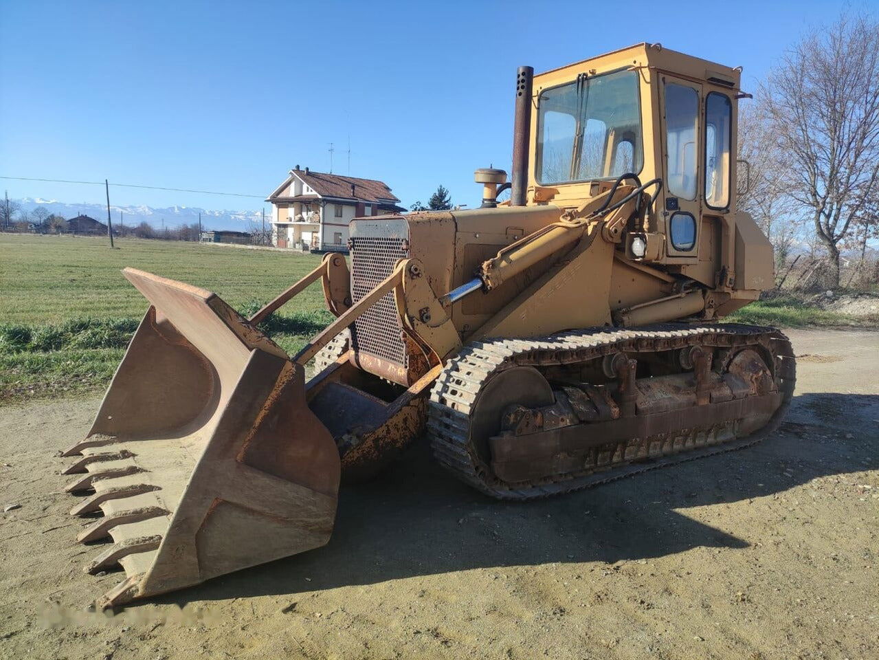 New Holland FL175 Crawler Loader Parts Manual - Neo Truck Manuals