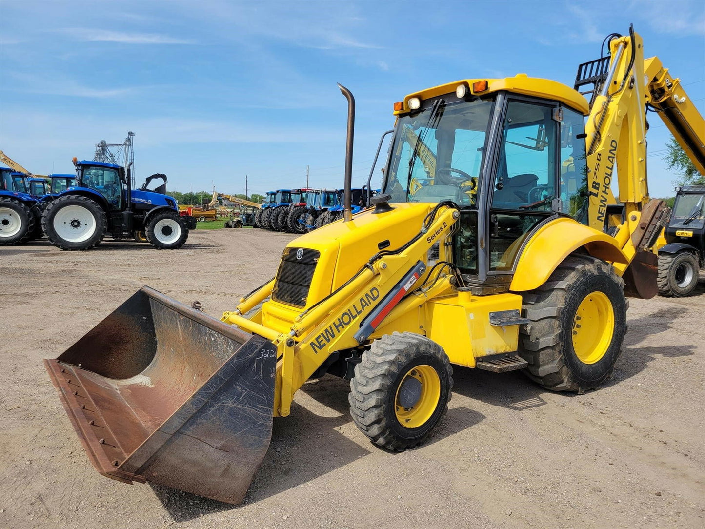 New Holland LB75.B Backhoes Parts Manual - Neo Truck Manuals